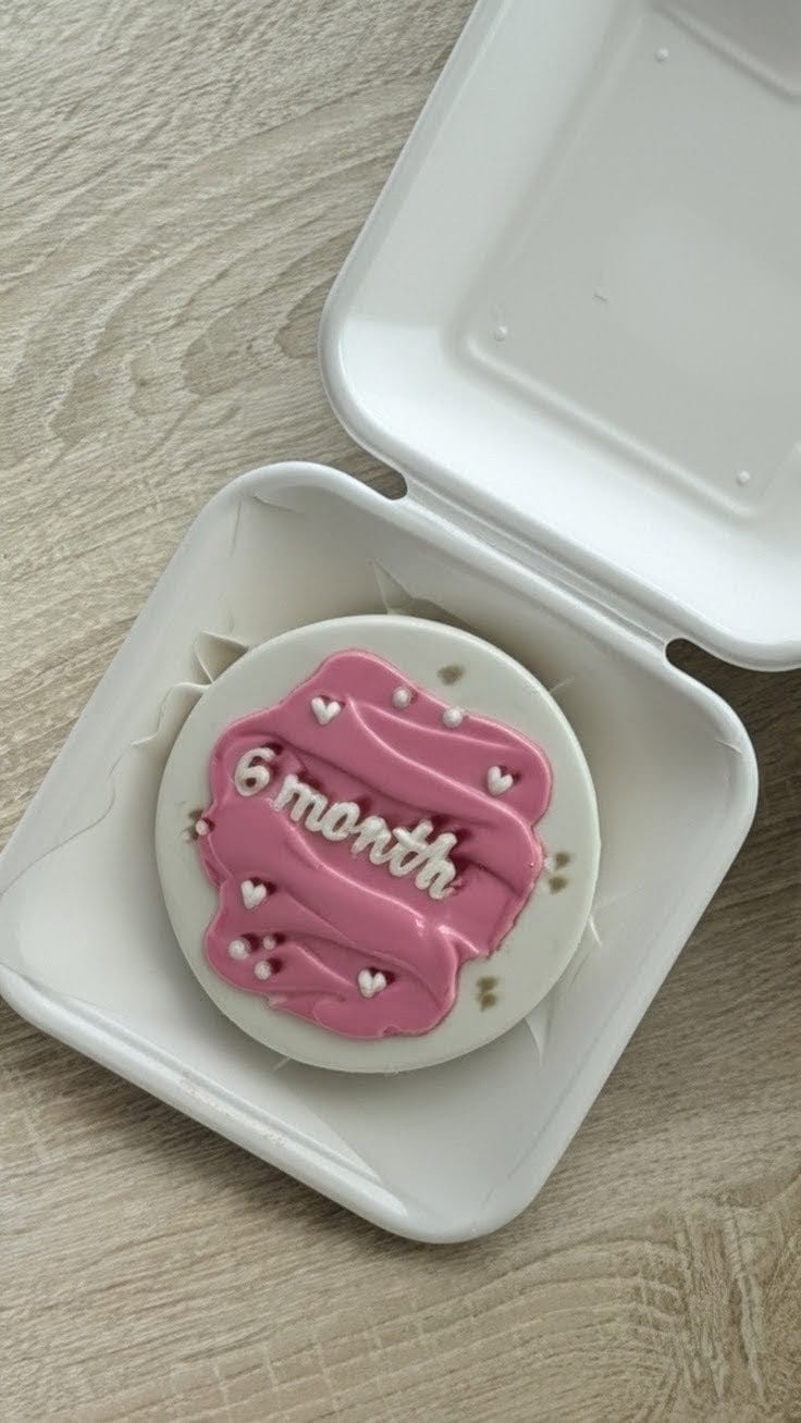 6 Months Special Mini Cake