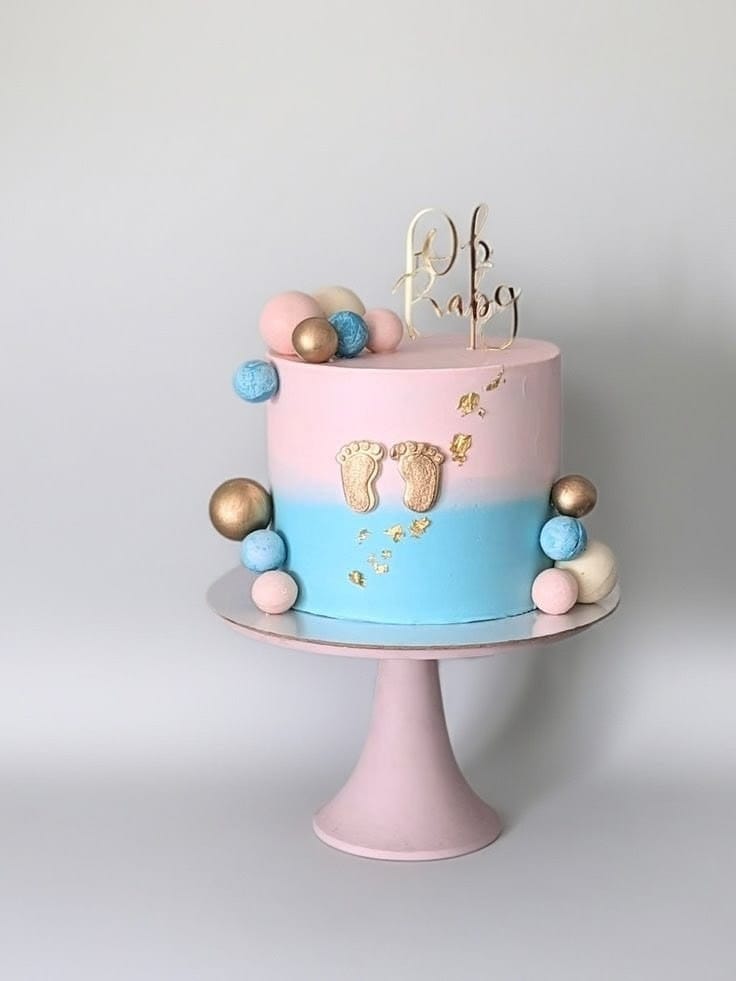 Sweet Arrival Cake