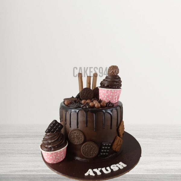 Classic Chocolate Theme Cake For Birthday