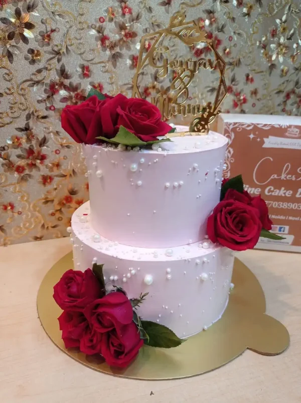 Custom Cake For Wedding / Engagement
